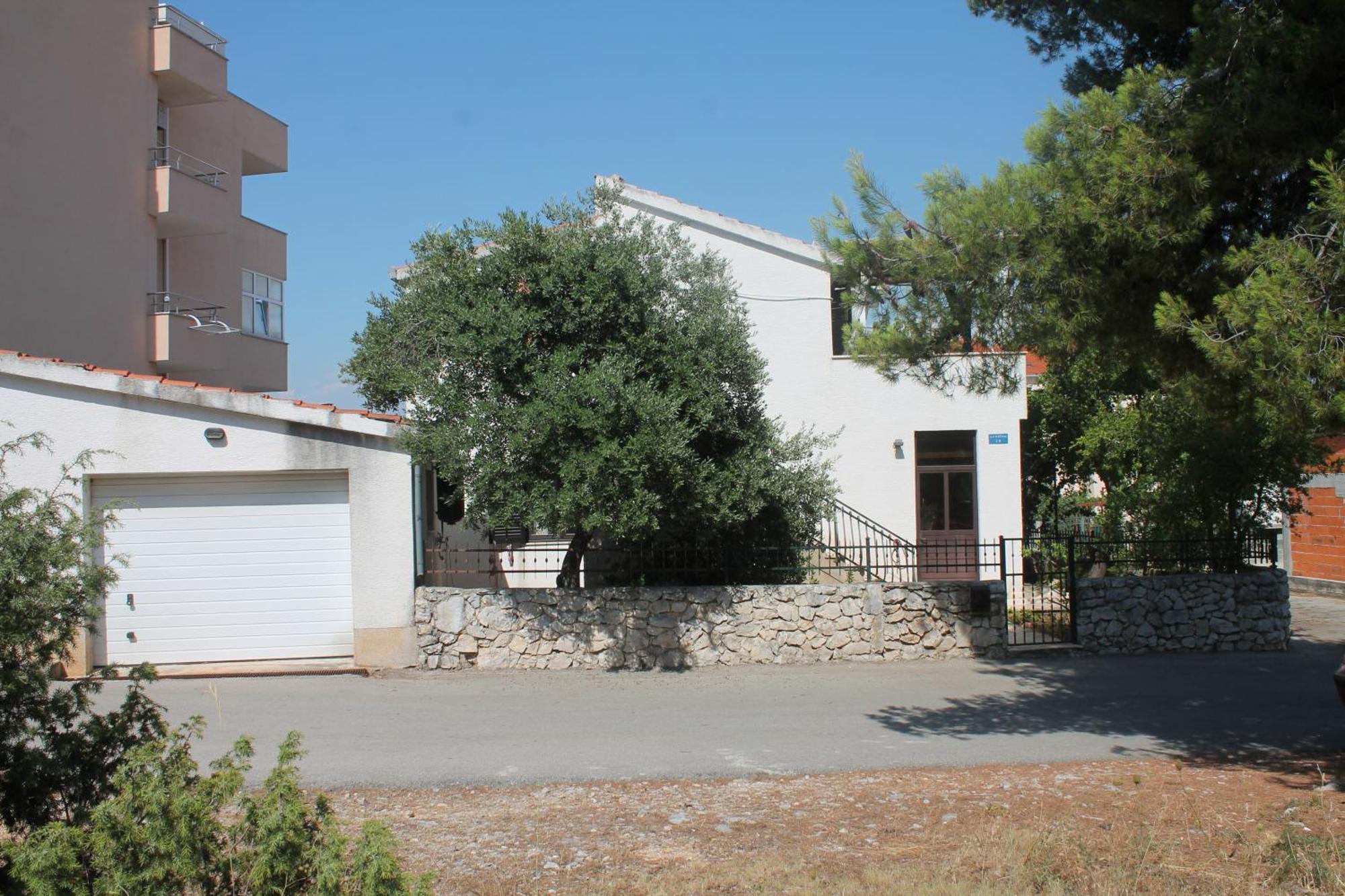 With A Parking Space Businci, Ciovo - 14010 Apartment Trogir